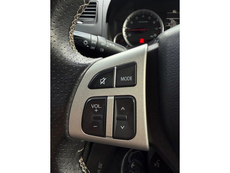 Suzuki Swift (20)