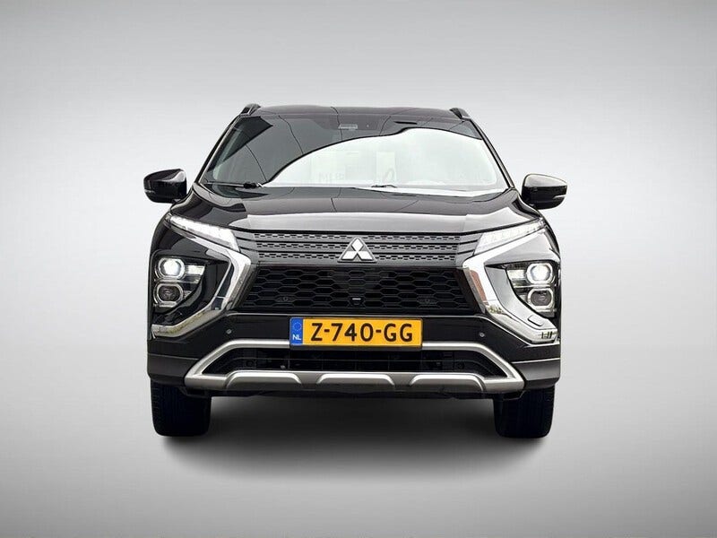 Mitsubishi Eclipse Cross (2)