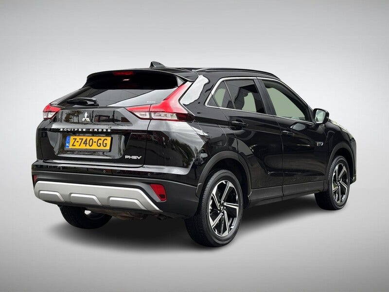 Mitsubishi Eclipse Cross (4)