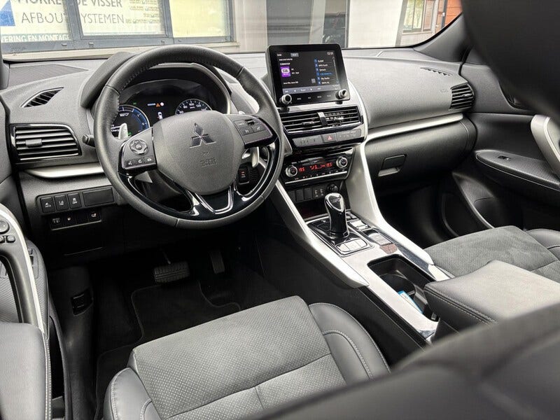 Mitsubishi Eclipse Cross (10)