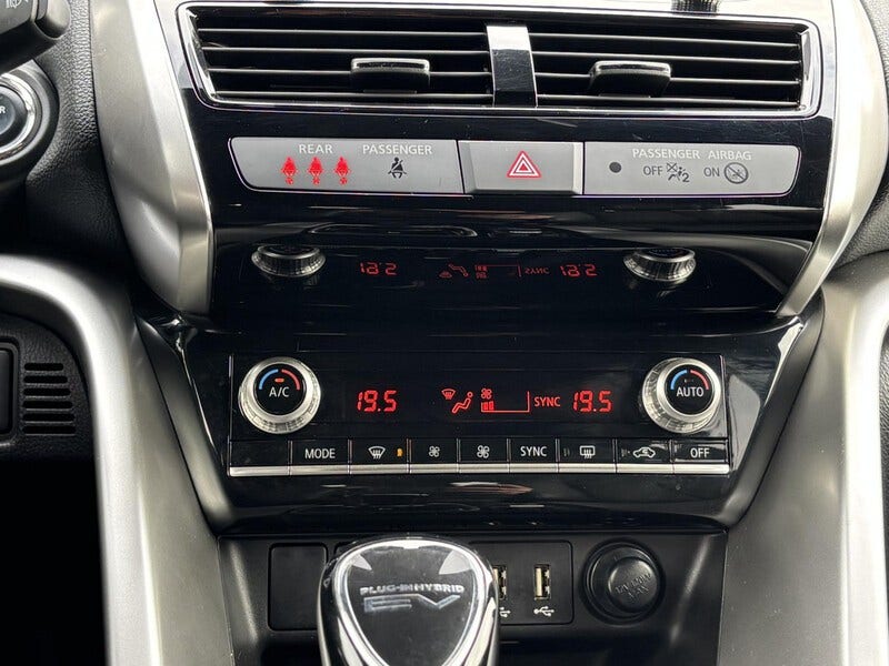 Mitsubishi Eclipse Cross (14)