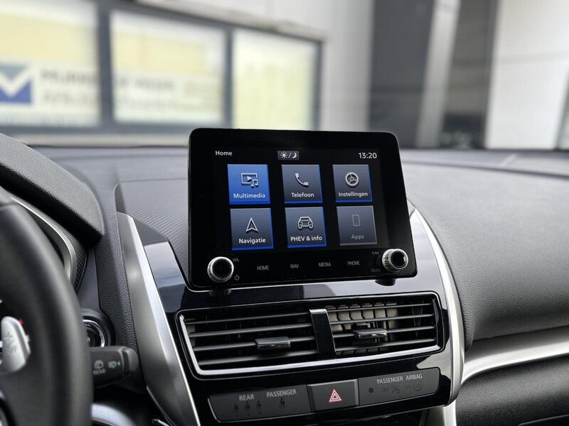 Mitsubishi Eclipse Cross (17)