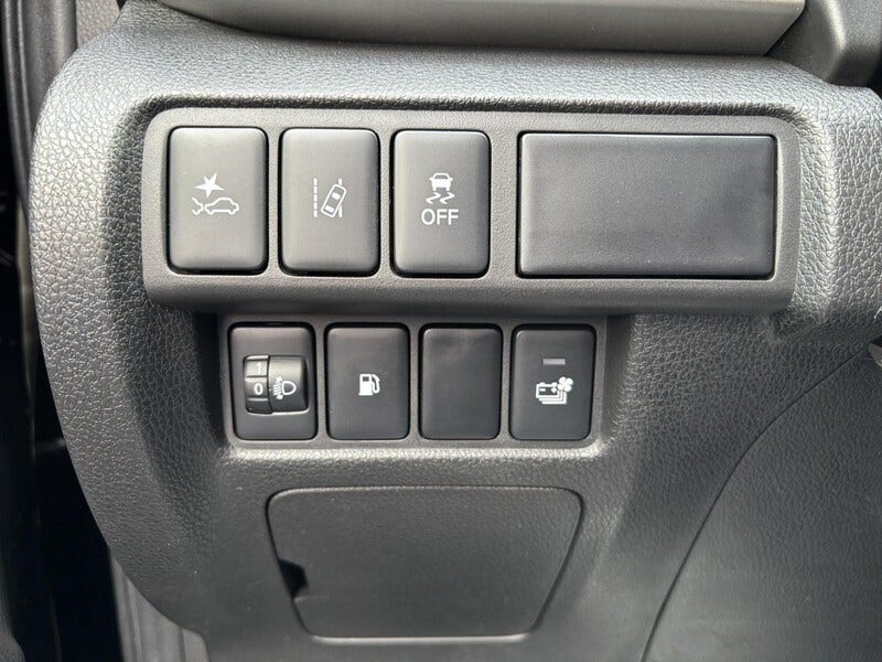 Mitsubishi Eclipse Cross (23)