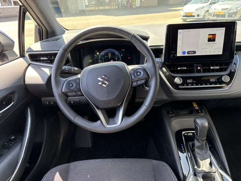 Suzuki Swace (6)