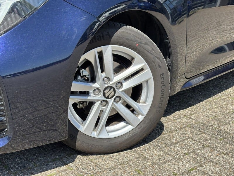 Suzuki Swace (11)