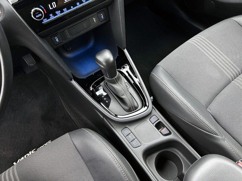 Toyota Yaris Cross (12)