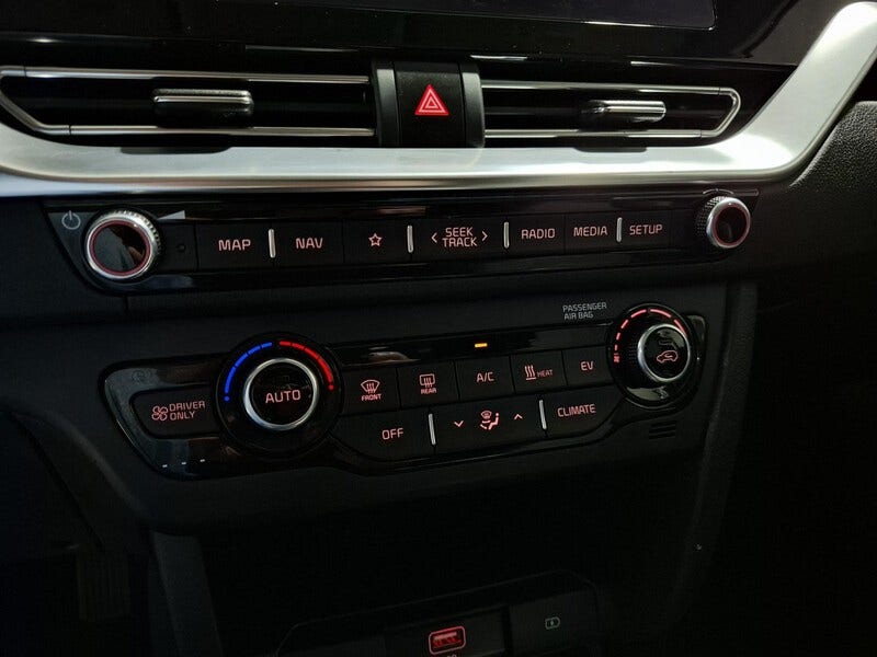 Kia e-Niro (16)
