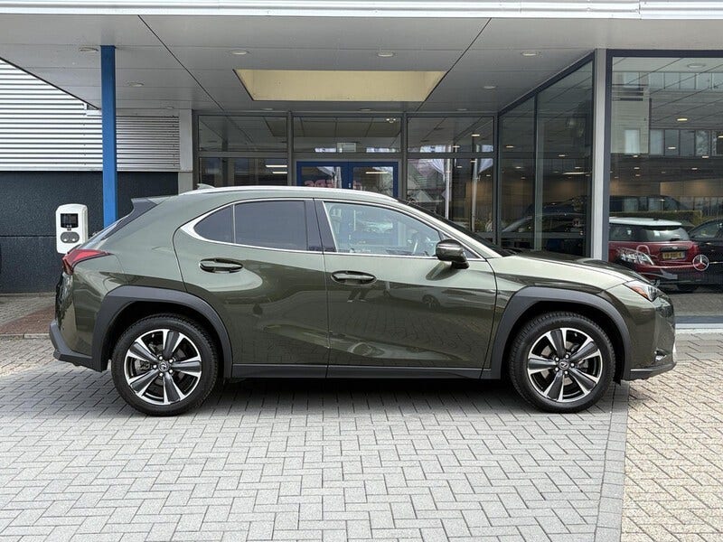 Lexus UX (4)