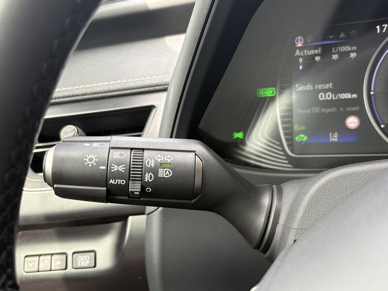 Lexus UX (24)