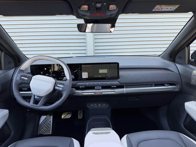 Kia EV3 (12)