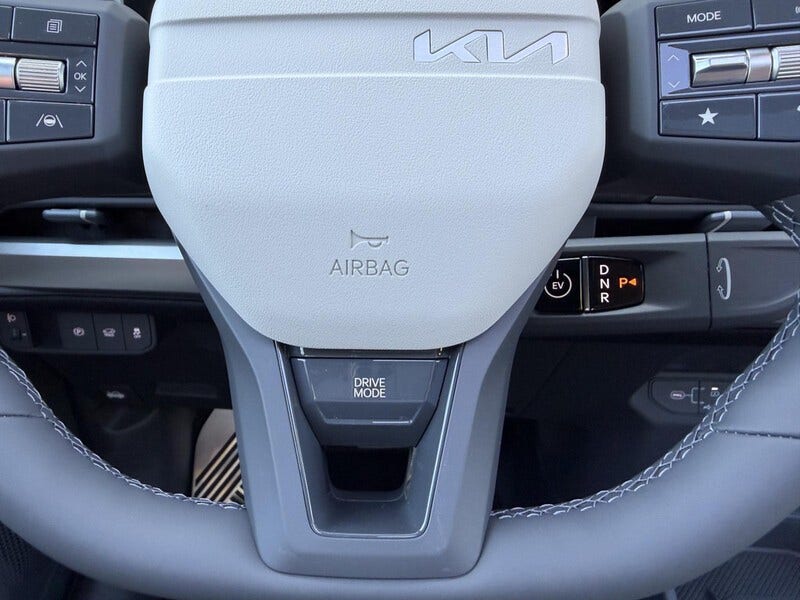 Kia EV3 (14)