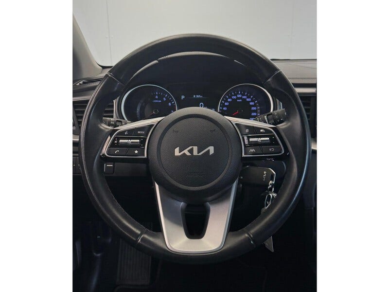 Kia Ceed Sportswagon (19)