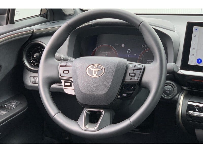 Toyota C-HR (11)