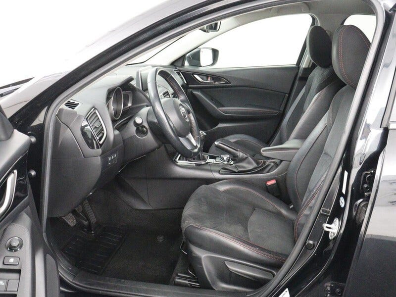 Mazda 3 (4)