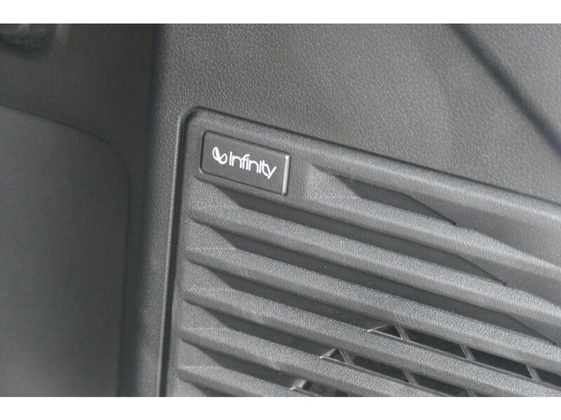 Suzuki E Vitara (12)