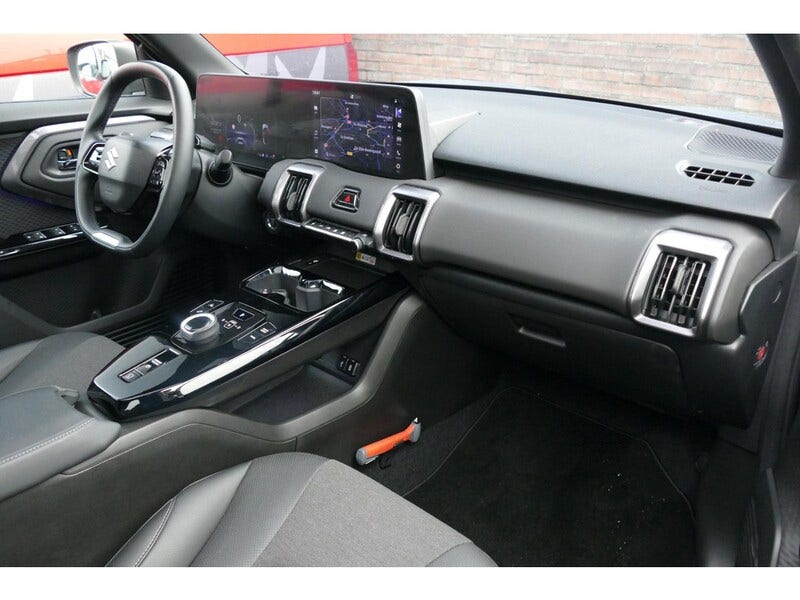 Suzuki E Vitara (16)