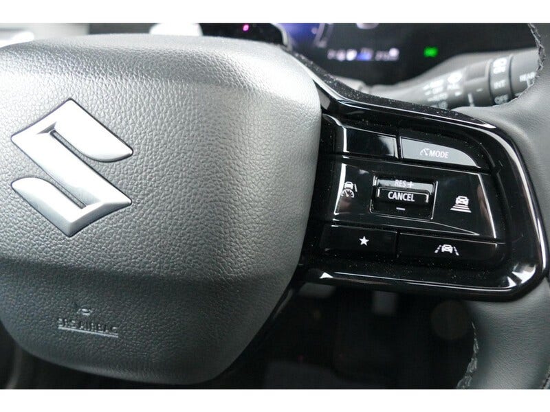 Suzuki E Vitara (19)