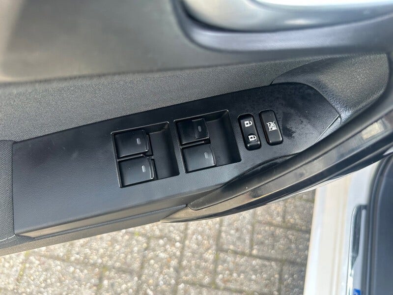 Toyota Auris (8)