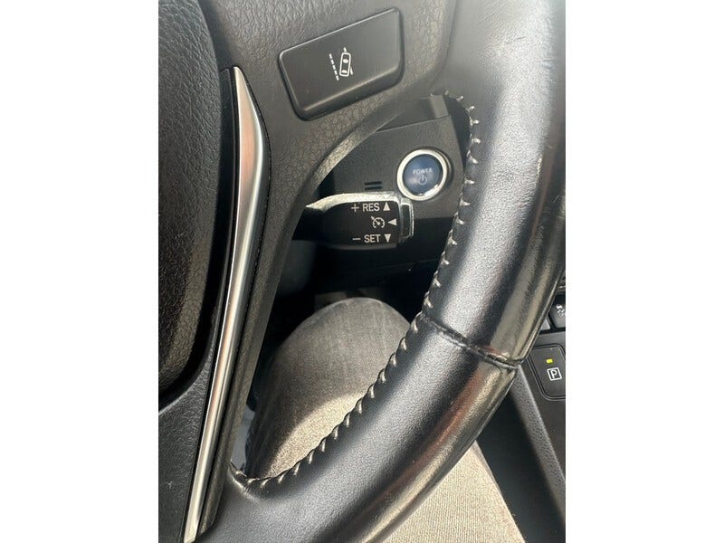 Toyota Auris (11)