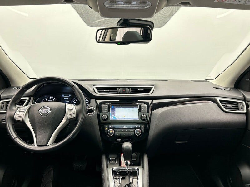 Nissan Qashqai (2)