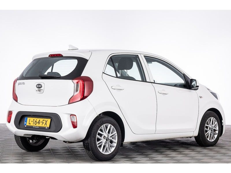 Kia Picanto (21)