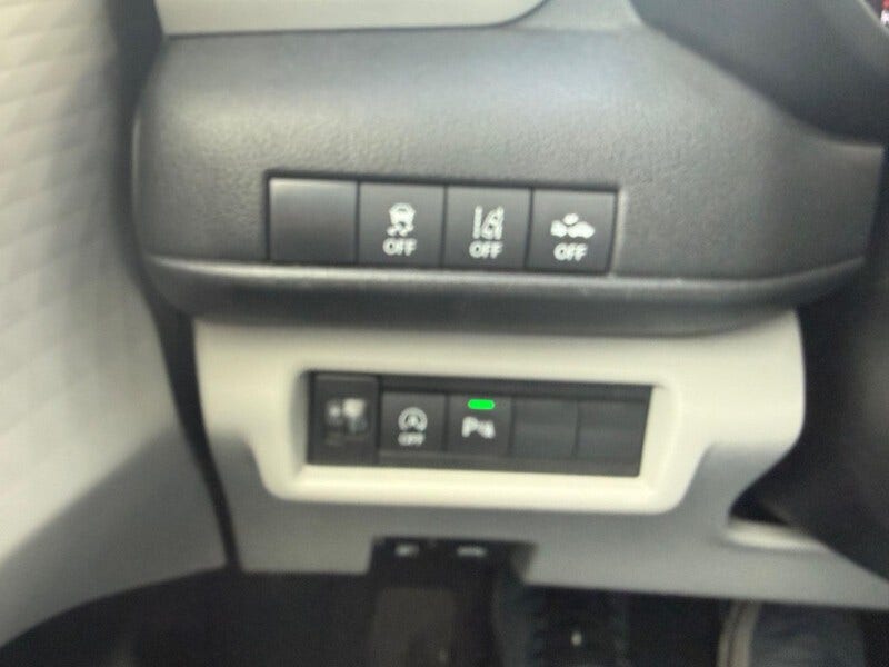 Suzuki Swift (6)