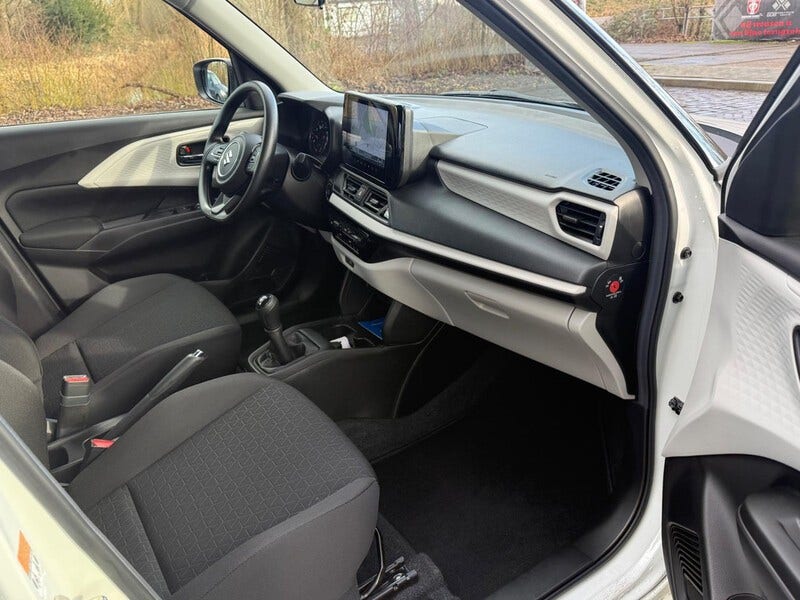Suzuki Swift (17)
