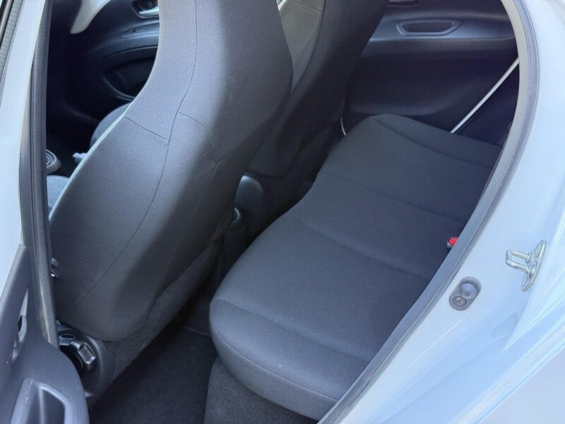 Toyota Aygo (12)