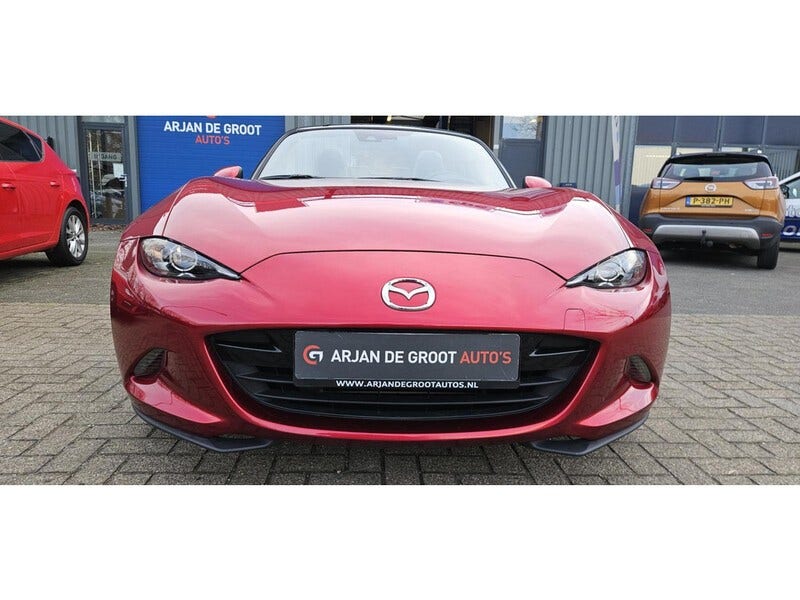 Mazda MX-5 (4)