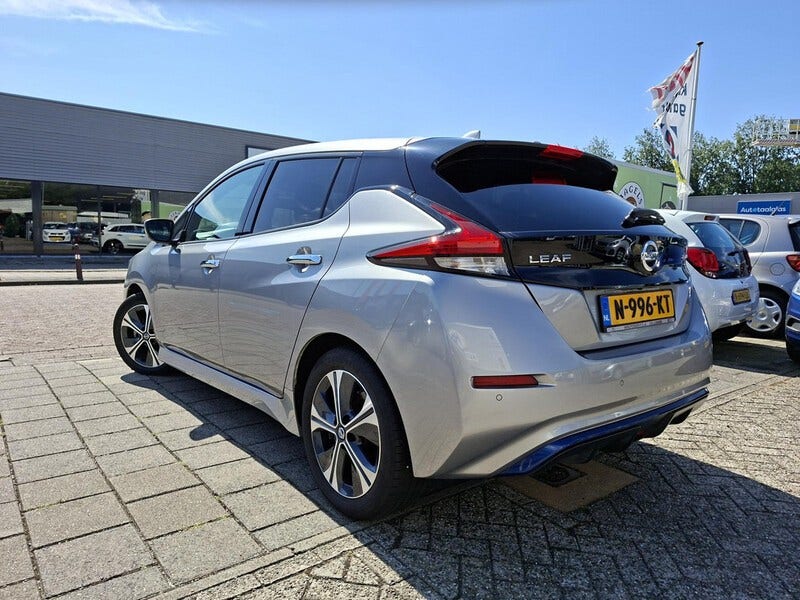 Nissan Leaf (4)