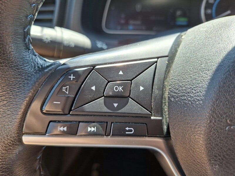 Nissan Leaf (10)