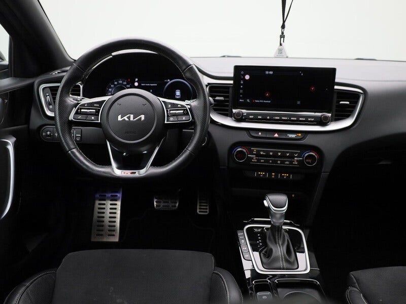 Kia XCeed (7)
