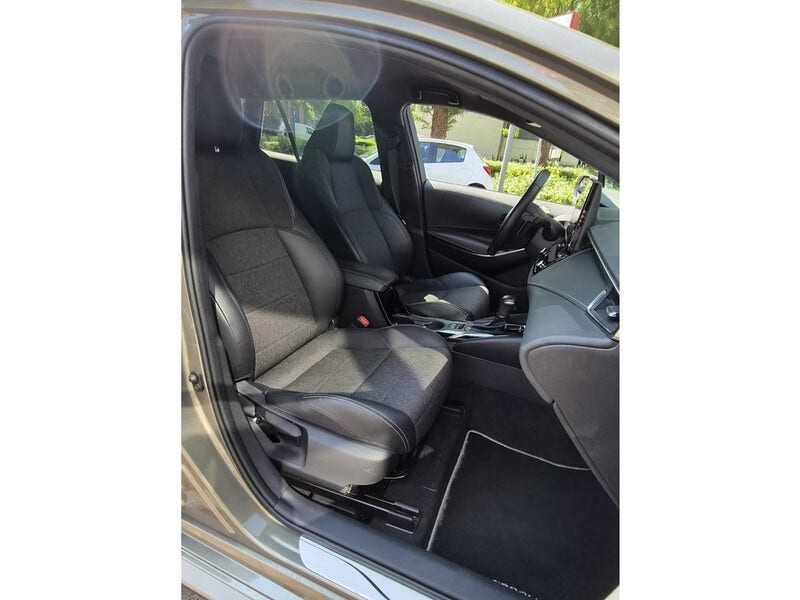 Toyota Corolla (17)