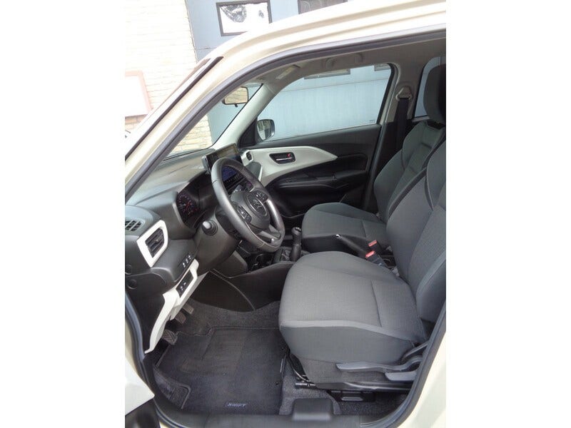 Suzuki Swift (10)