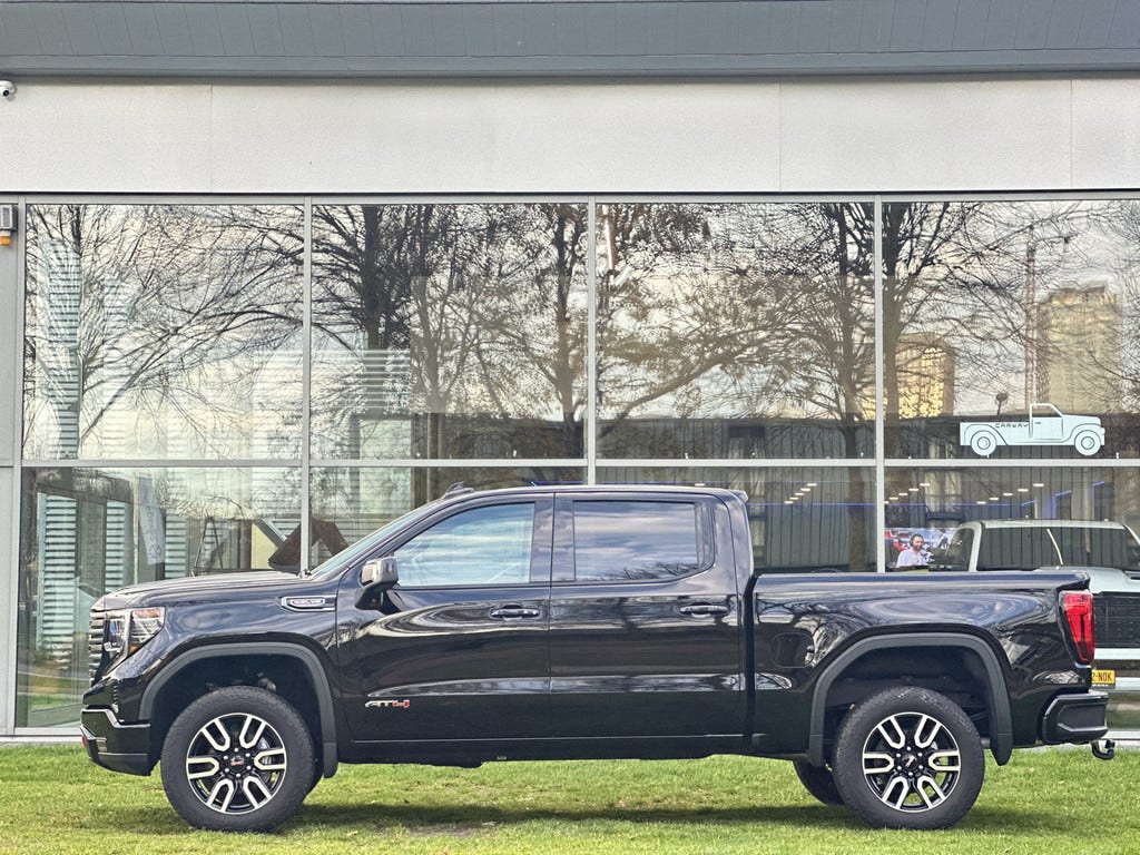 GMC Sierra