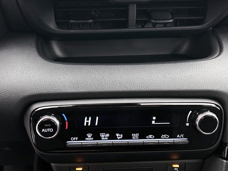 Toyota Yaris (10)