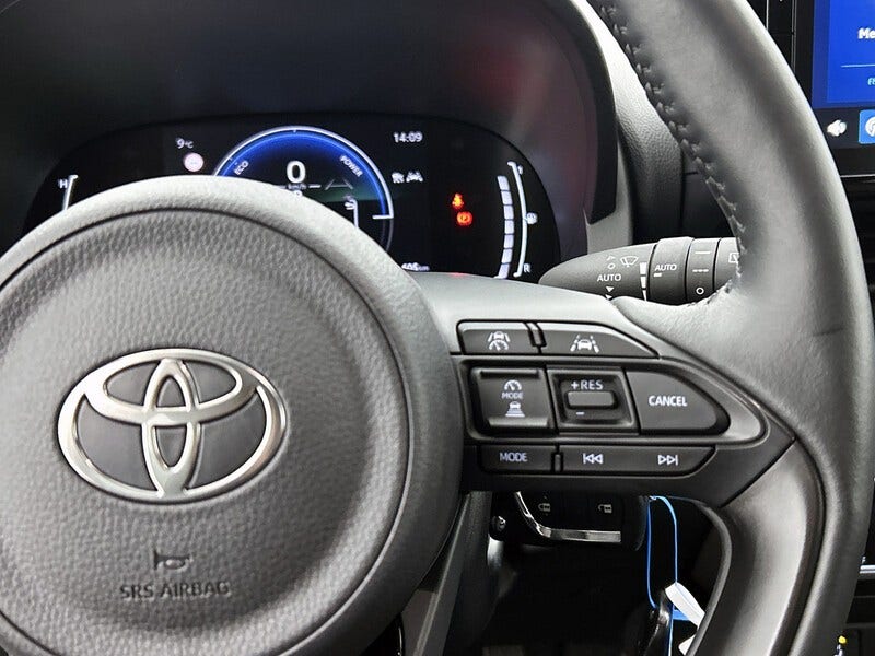 Toyota Yaris (15)