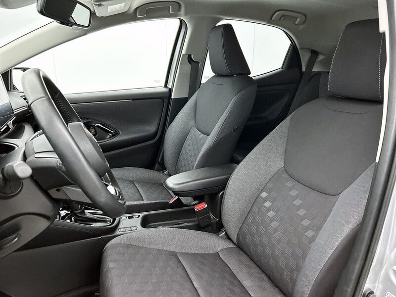 Toyota Yaris (16)