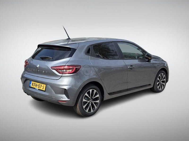 Mitsubishi Colt (3)