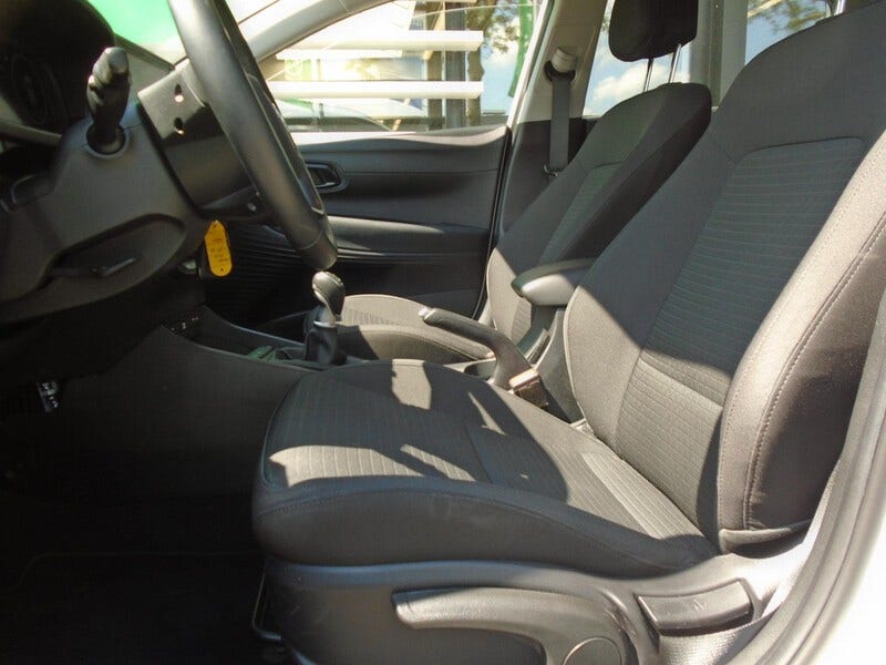 Hyundai i20 (20)