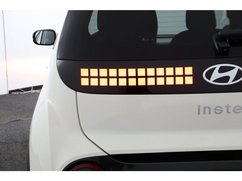 Hyundai Inster (16)