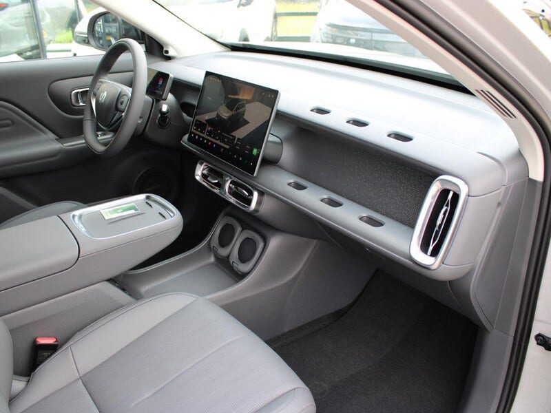 Leapmotor B10 (11)