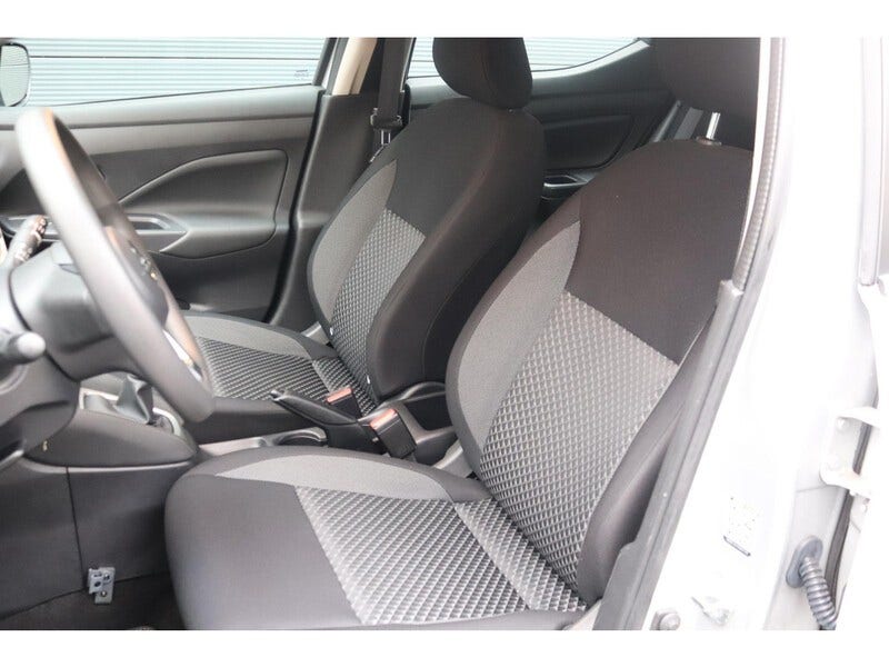 Nissan Micra (6)