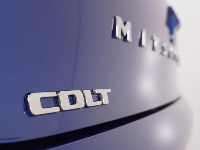 Mitsubishi Colt (6)