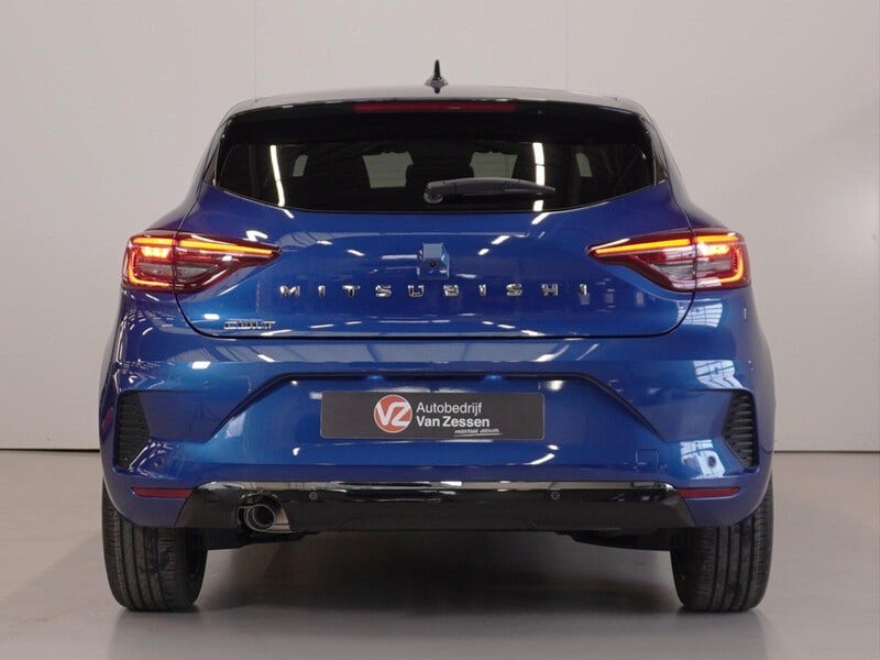 Mitsubishi Colt (12)