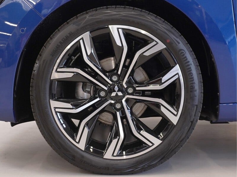 Mitsubishi Colt (15)