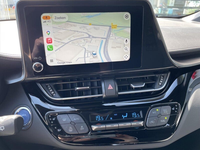 Toyota C-HR (7)