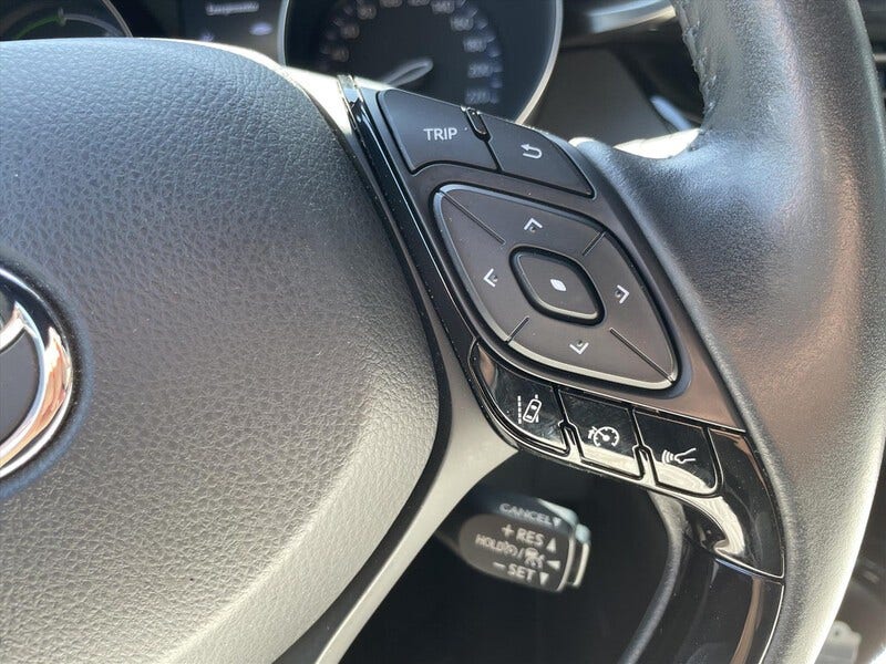Toyota C-HR (18)