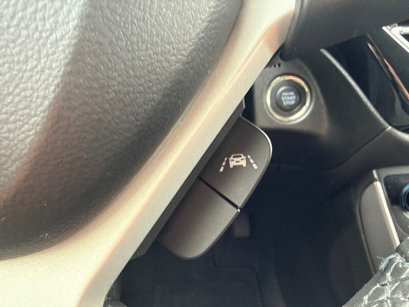 Suzuki Cross (22)