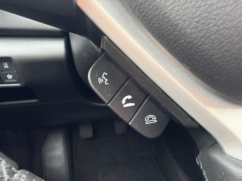 Suzuki Cross (23)